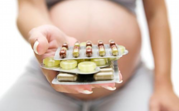 国内供卵怀孕,试管婴儿需要做宫腔镜检查吗?影响试管婴儿成功率的因素有哪些?